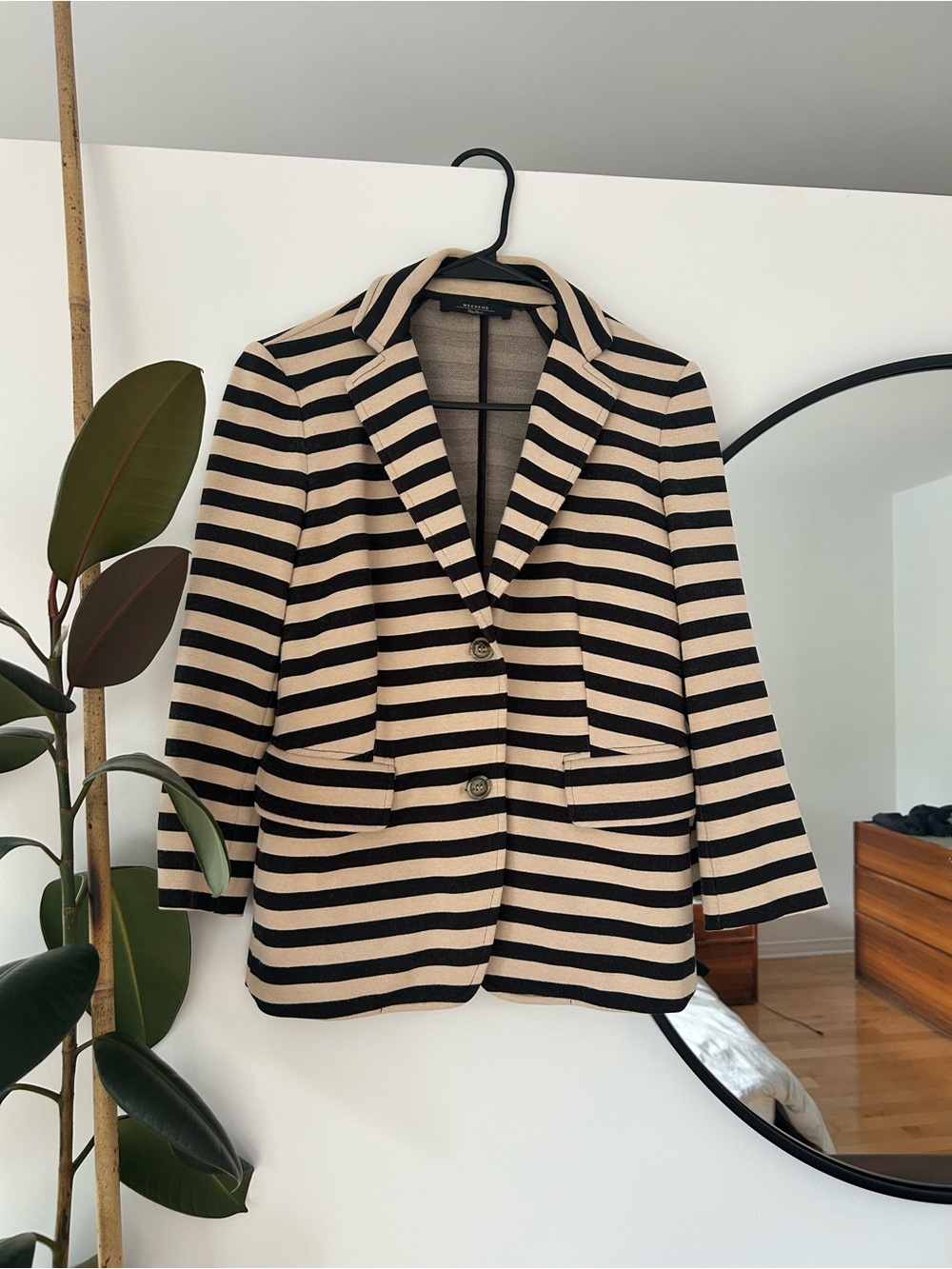 MaxMara Black and Cream Striped Tailored Blazer SMALL